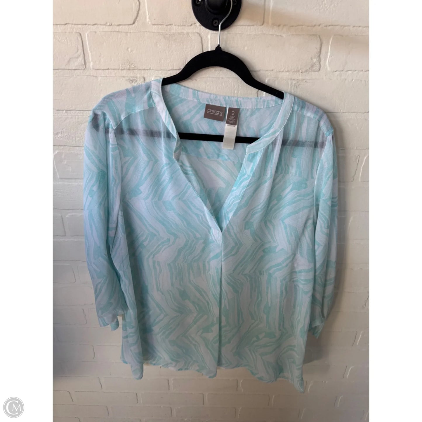 Top 3/4 Sleeve By Chicos In Blue & White, Size: L
