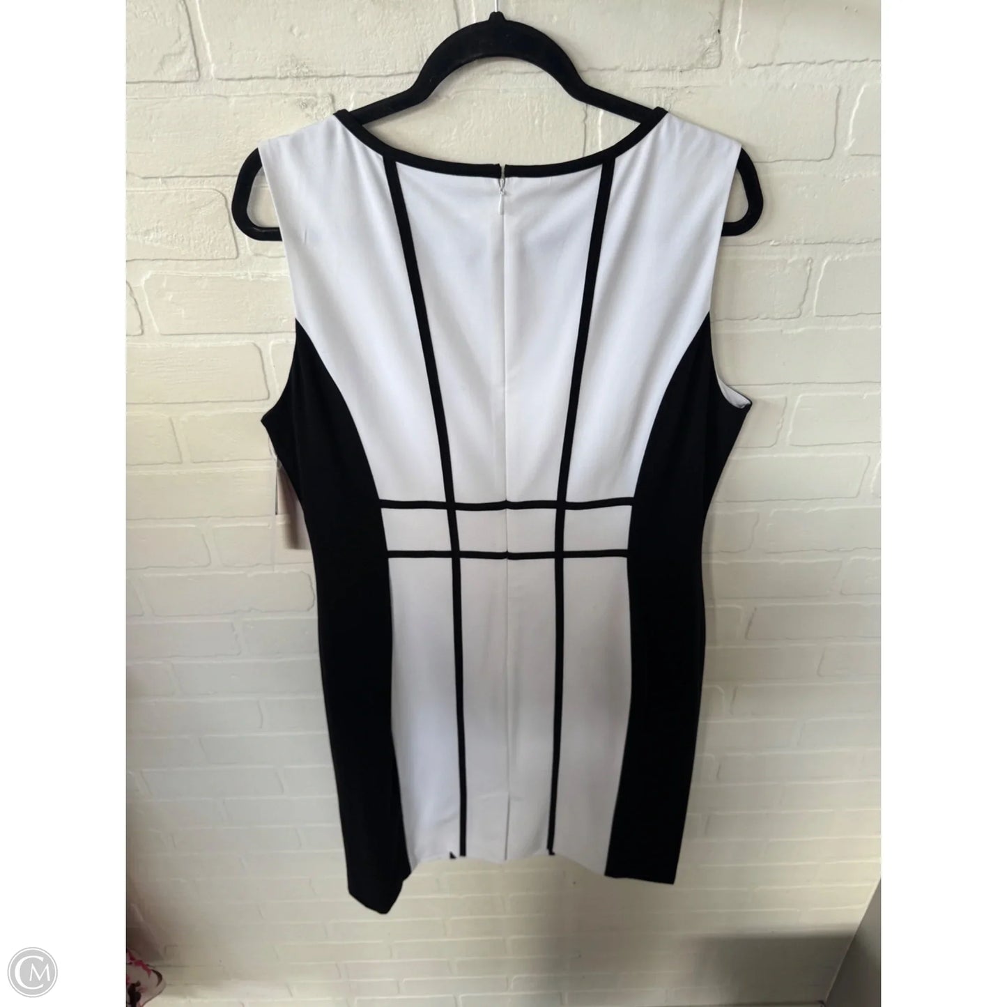 Dress Work By Calvin Klein In Black & White, Size: Xl