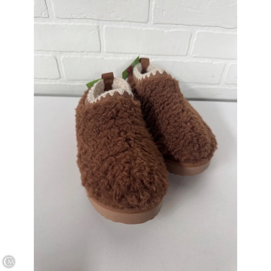 Shoes Flats By Clothes Mentor In Brown, Size: 7
