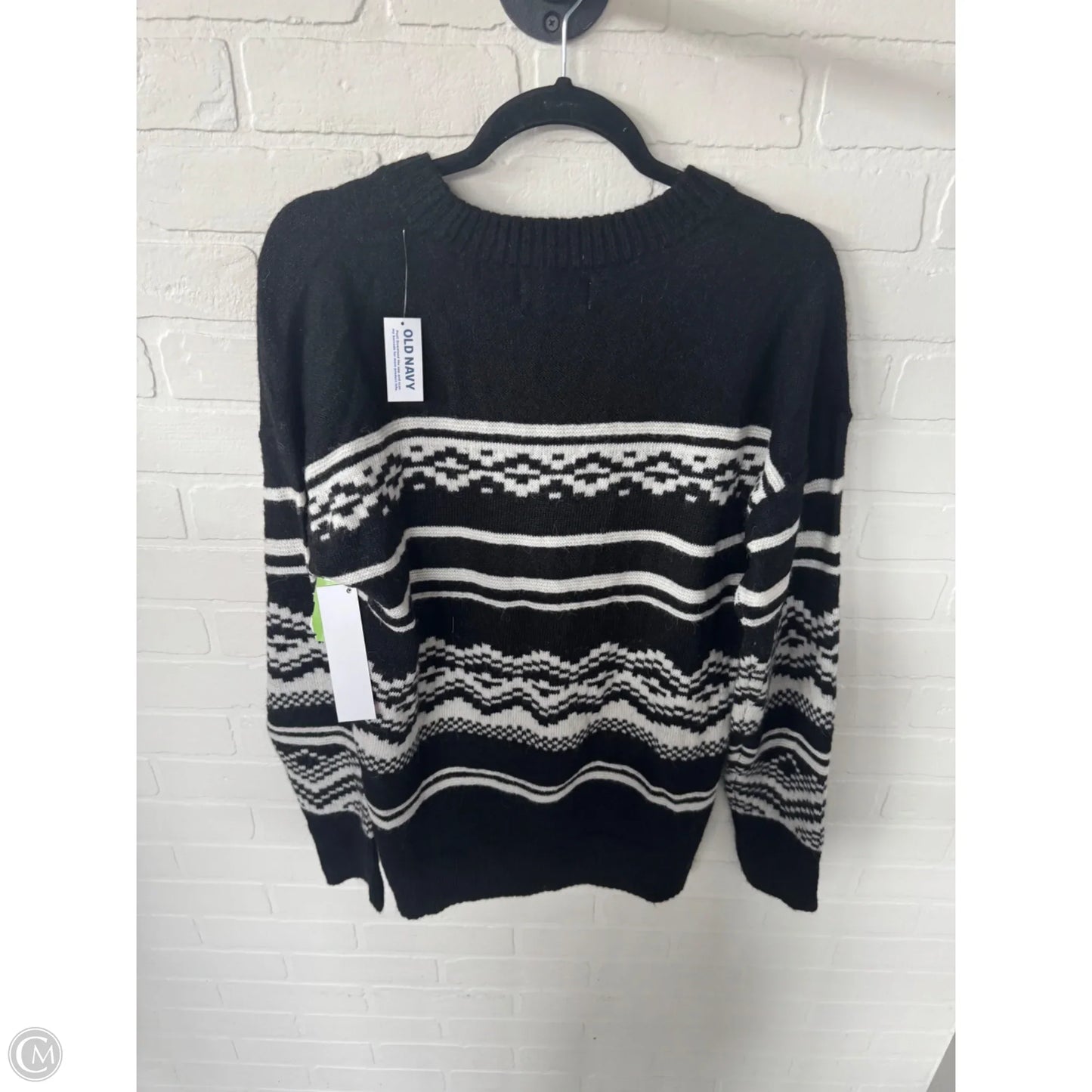 Sweater By Old Navy In Black & White, Size: M