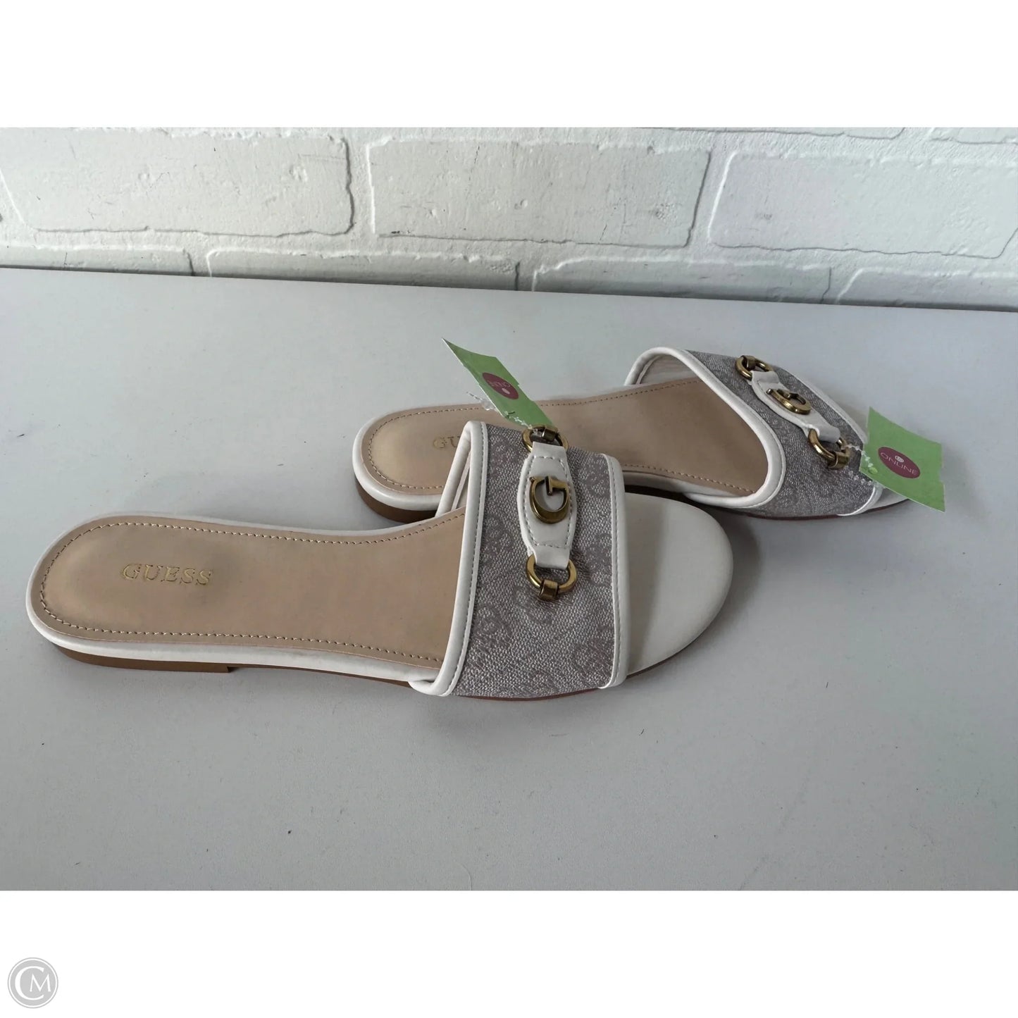 Sandals Flats By Guess In Tan & White, Size: 9