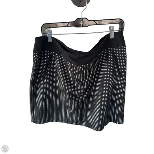 Athletic Skort By Zenergy By Chicos In Black & White, Size: 16