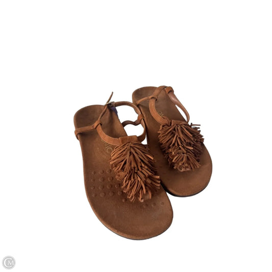 Sandals Flats By Vionic In Brown, Size: 7