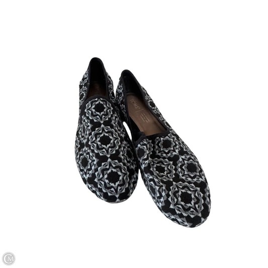 Shoes Flats By Toms In Black & Grey, Size: 8.5
