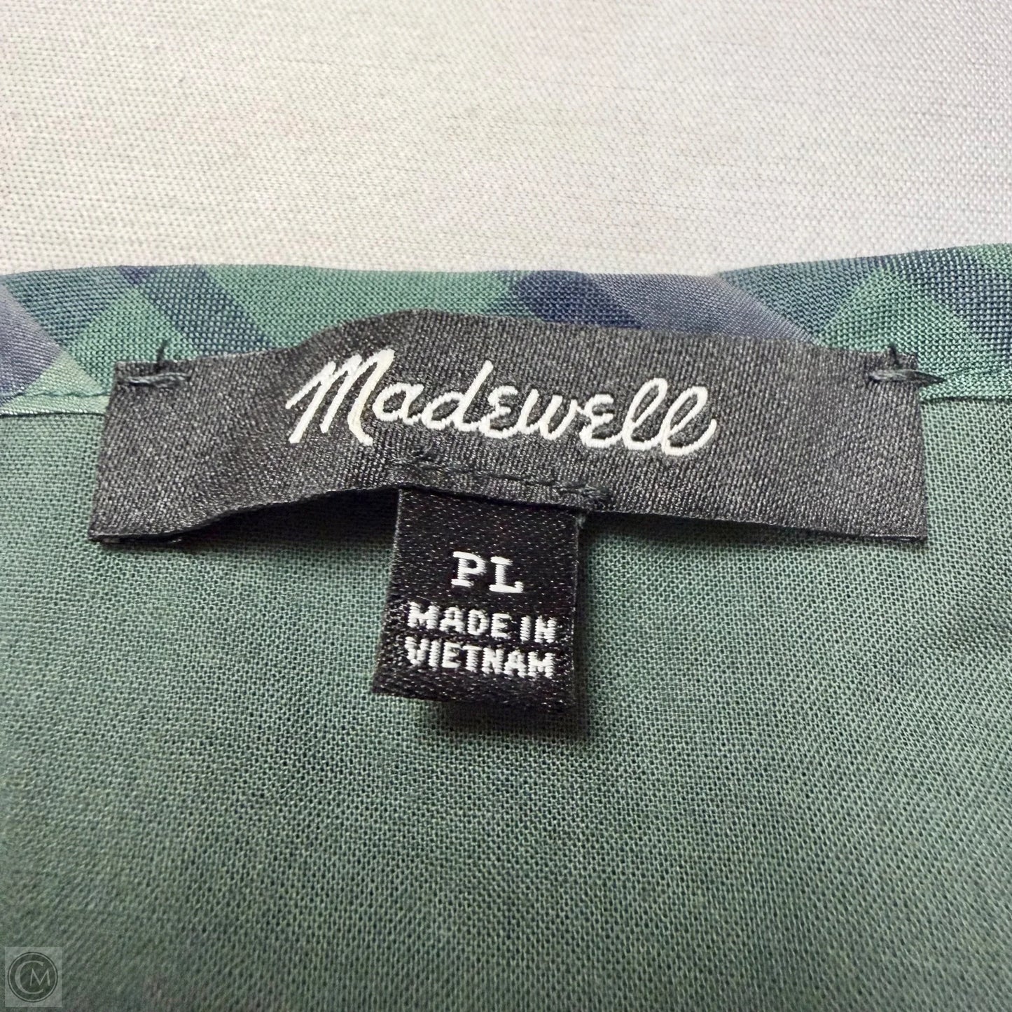 Dress Casual Short By Madewell In Plaid Pattern, Size: Lp