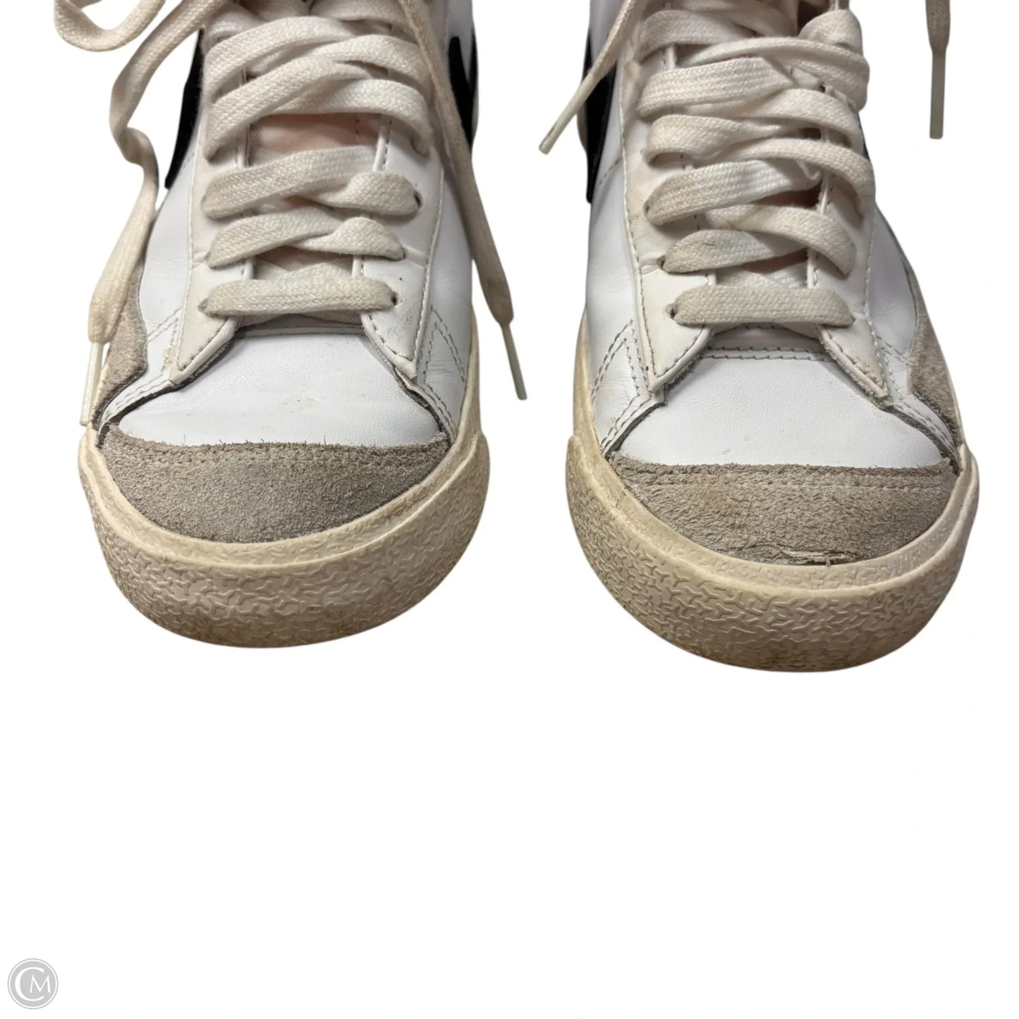 Shoes Sneakers By Nike In White, Size: 6