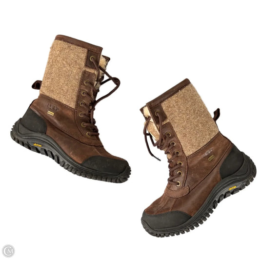 Boots Designer By Ugg In Brown, Size: 8