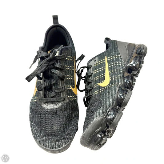 Shoes Athletic By Nike In Black & Gold, Size: 9