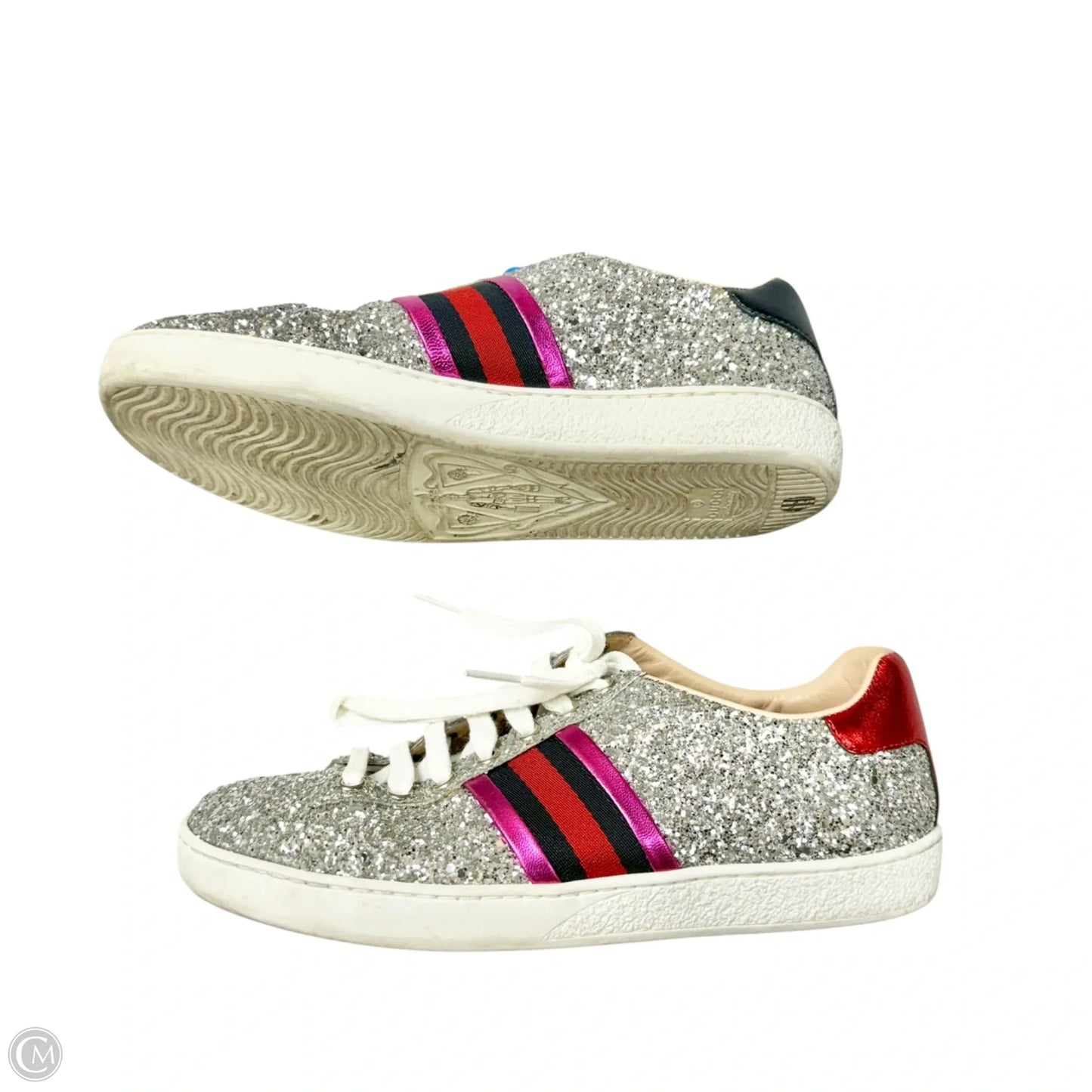 Shoes Luxury Designer By Gucci In Silver, Size: 6