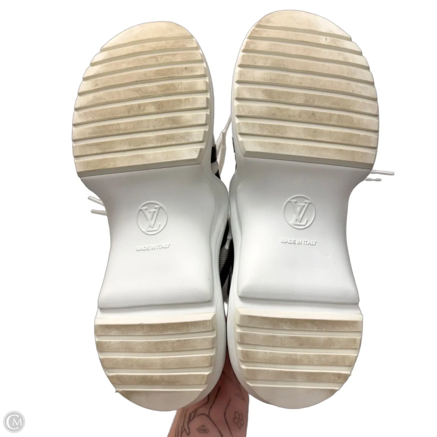 Shoes Luxury Designer By Louis Vuitton In Brown & White, Size: 7.5