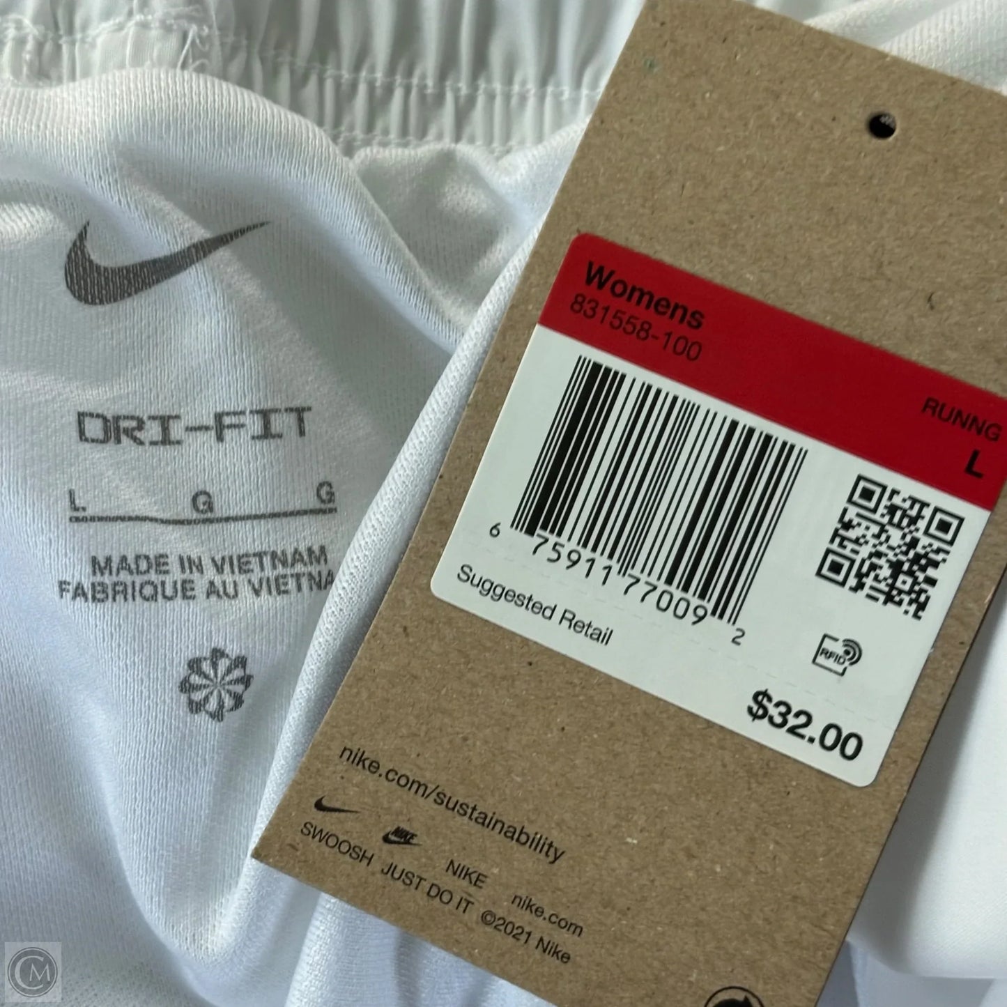 Athletic Shorts By Nike Apparel In White, Size: L