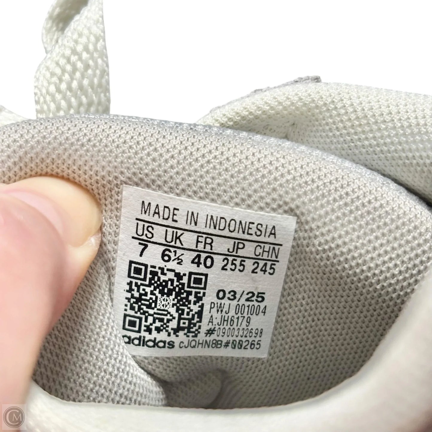 Shoes Sneakers By Adidas In Grey & White, Size: 9