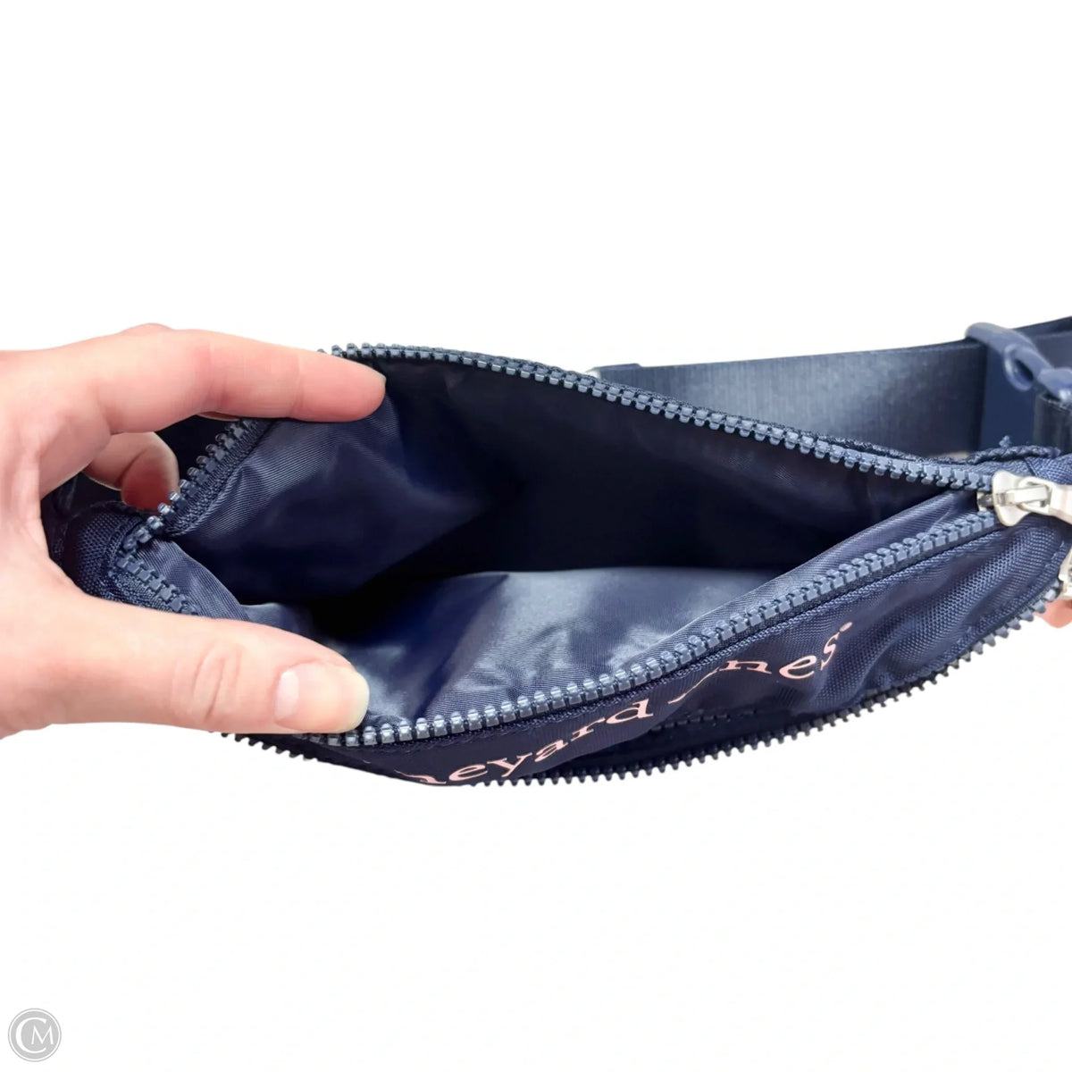 Belt Bag By Vineyard Vines, Size: Medium