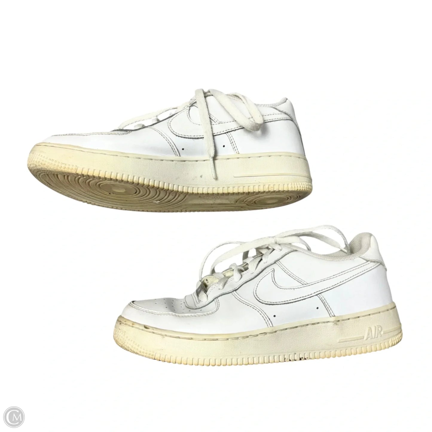 Shoes Sneakers By Nike In White, Size: 9