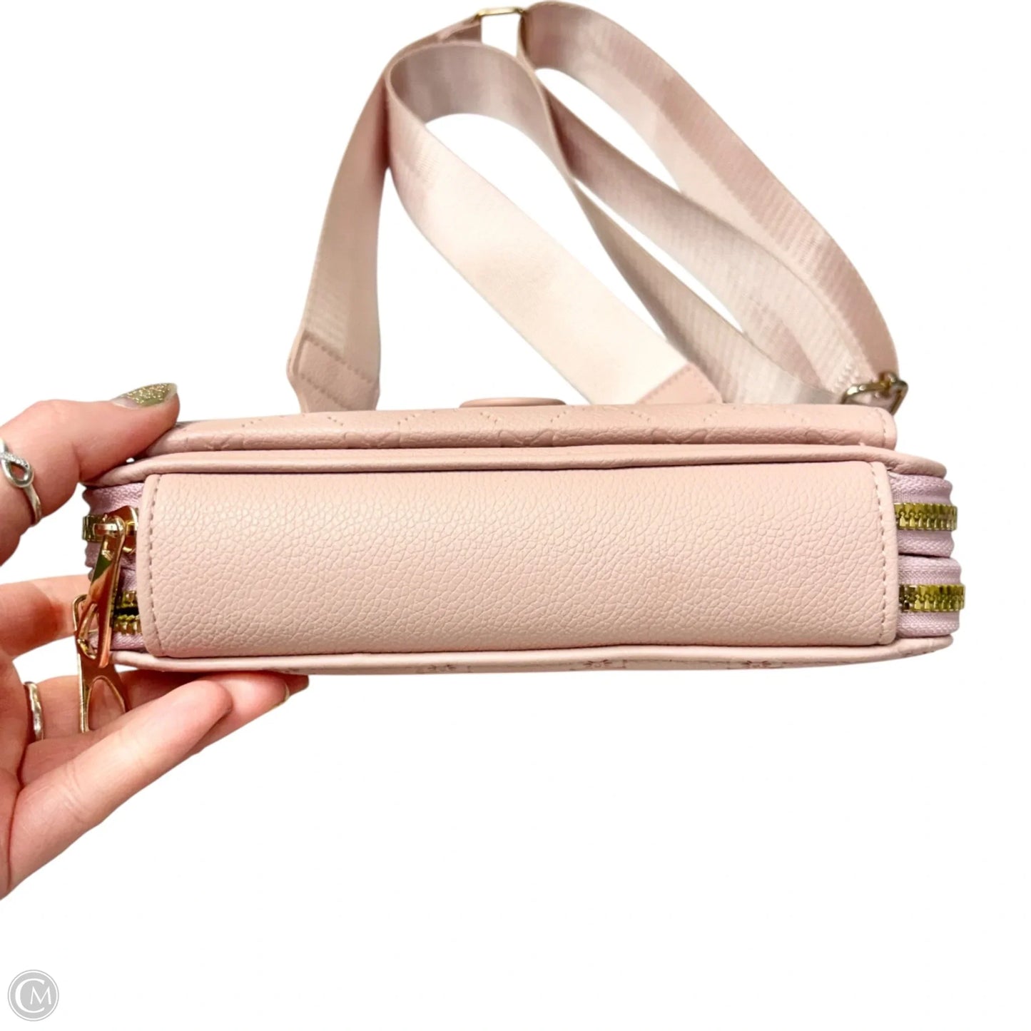 Crossbody By Clothes Mentor, Size: Small
