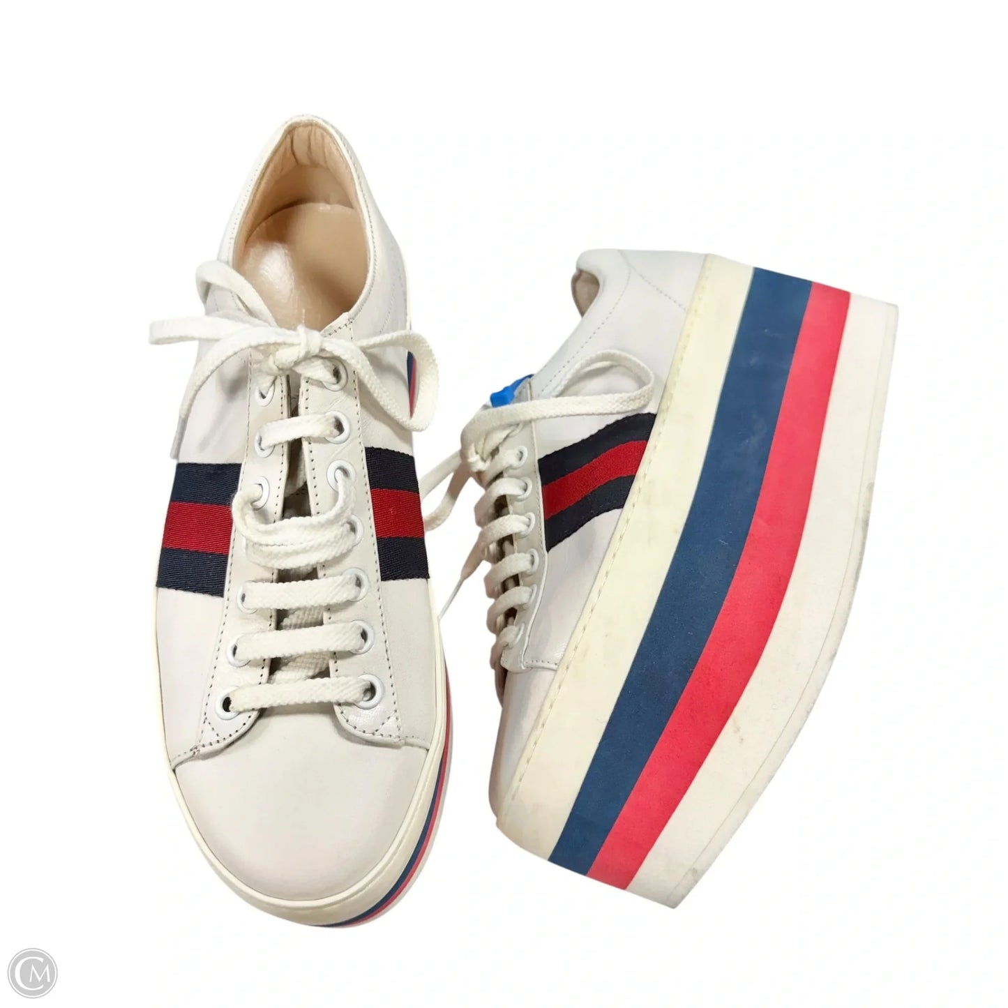 Shoes Luxury Designer By Gucci In White, Size: 6