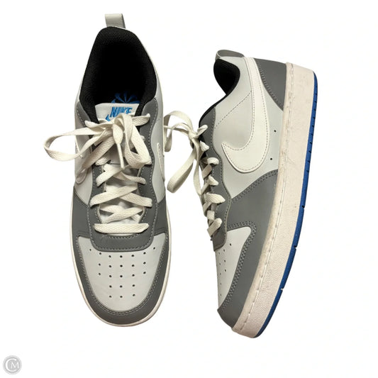 Shoes Sneakers By Nike In Grey & White, Size: 9