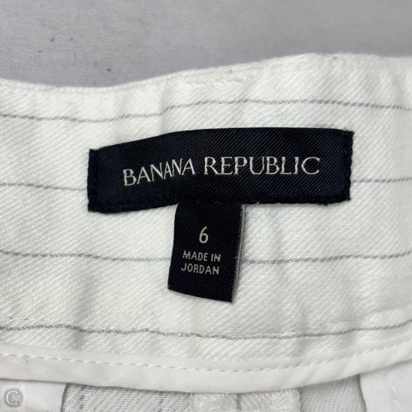Shorts By Banana Republic In White, Size: 6