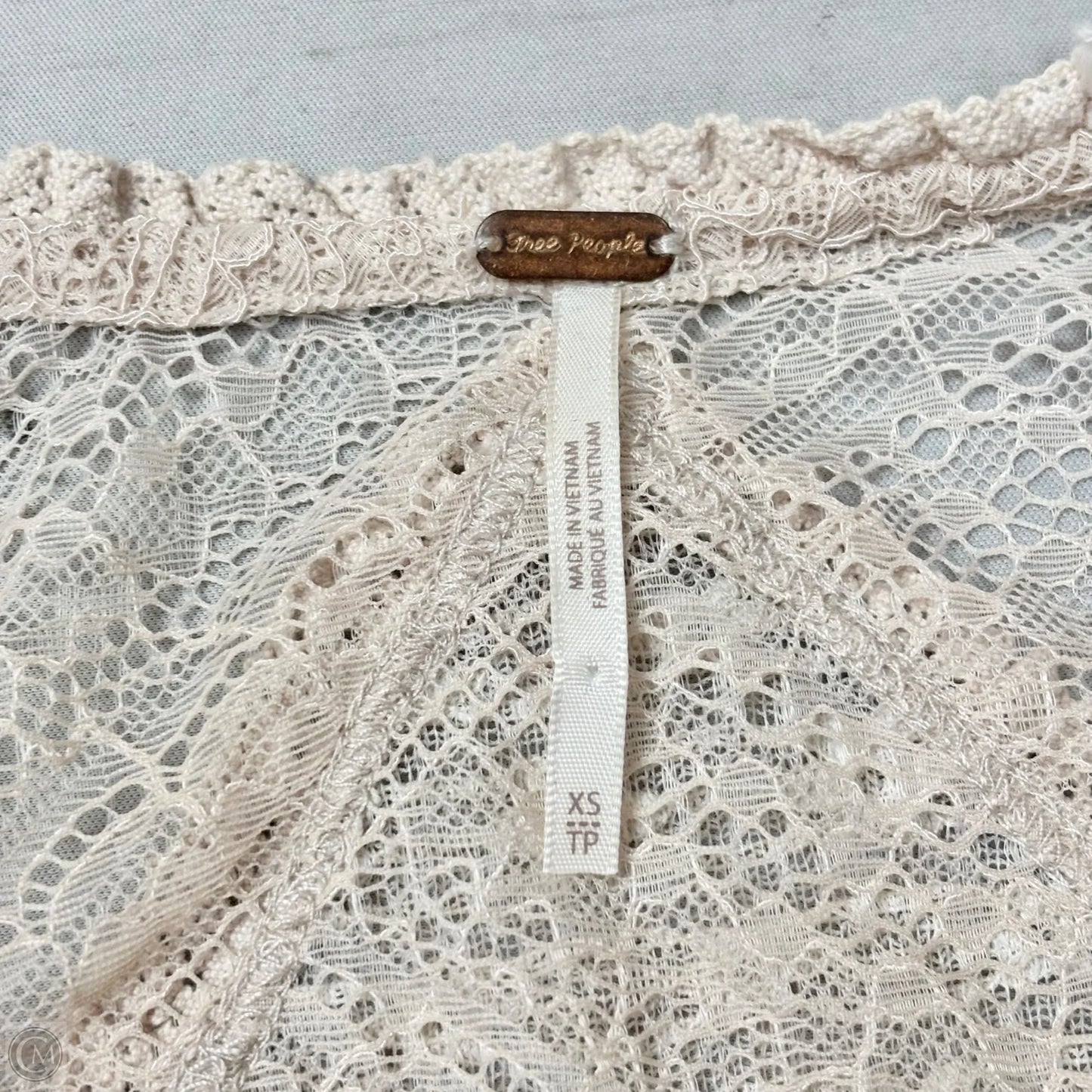 Top Long Sleeve By Free People In Beige, Size: Xs