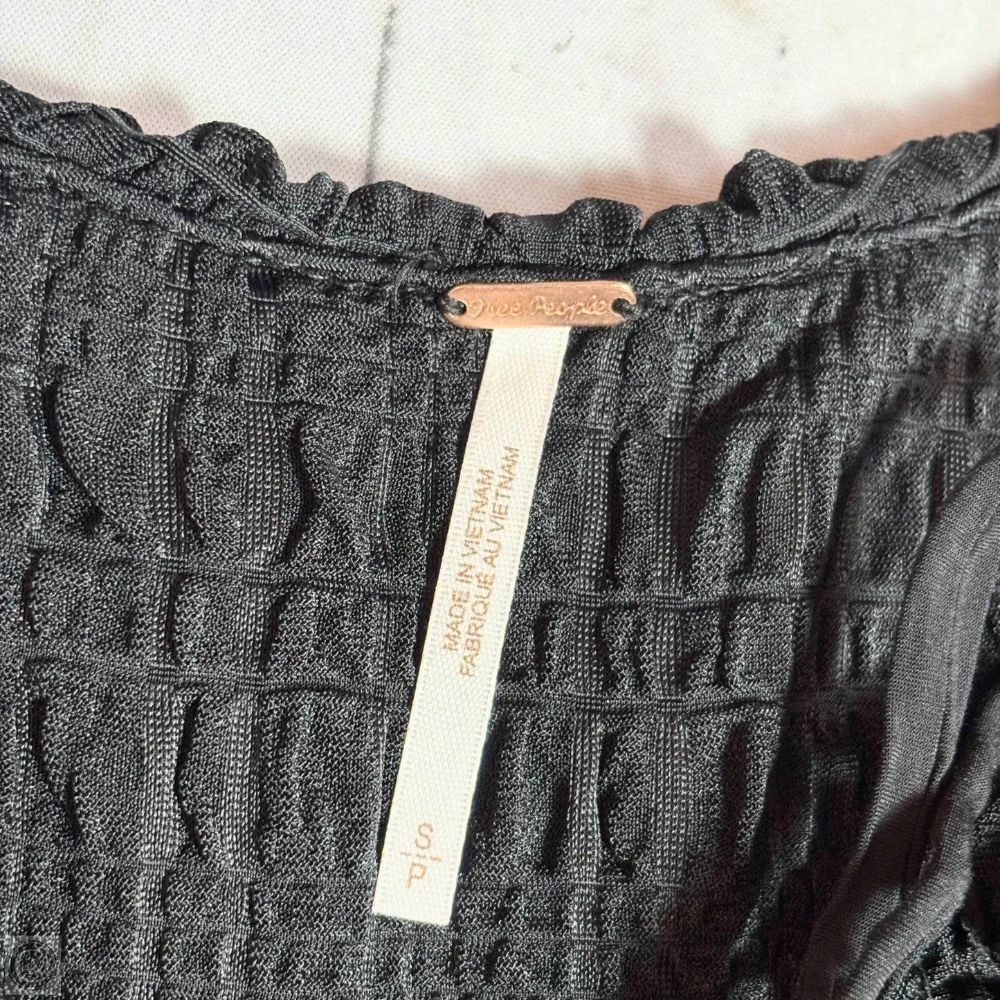 Top Short Sleeve By Free People In Black, Size: S
