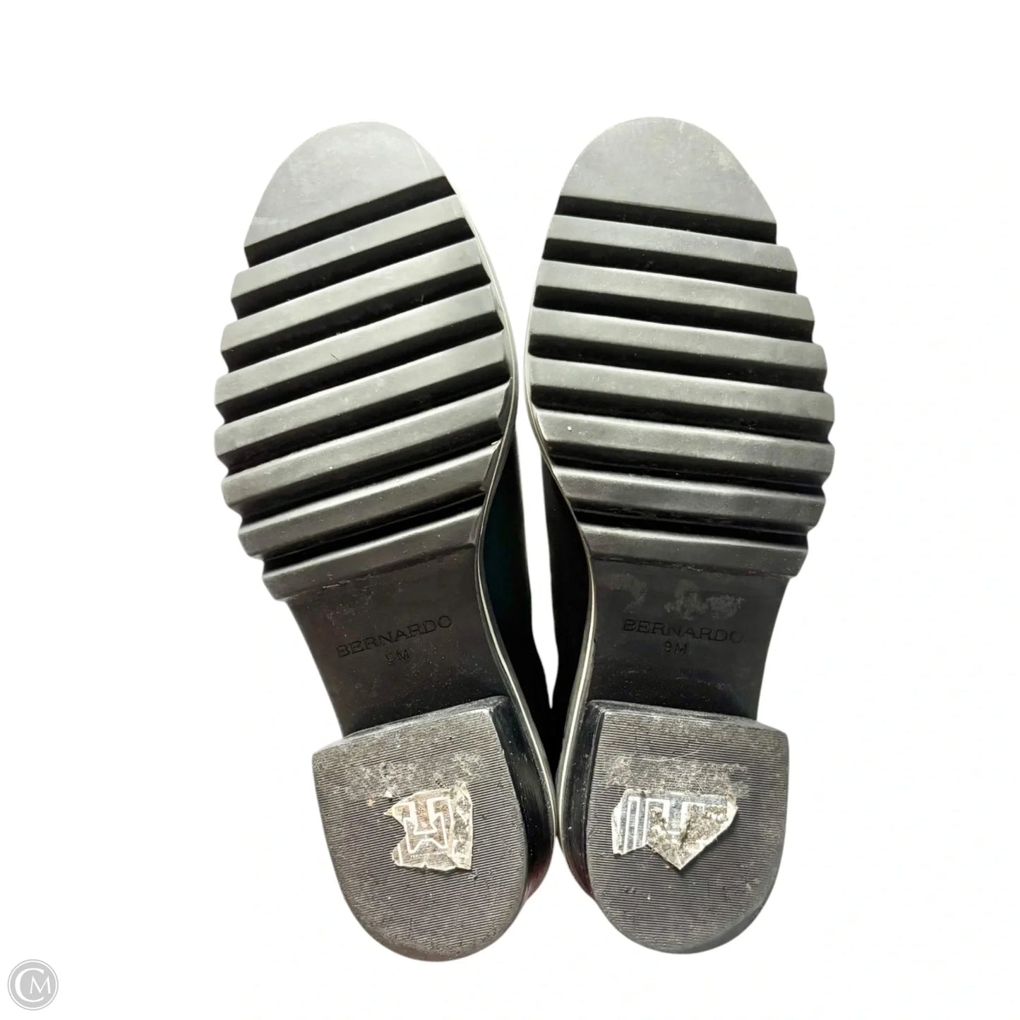 Boots Ankle Flats By Bernardo In Black & Cream, Size: 9