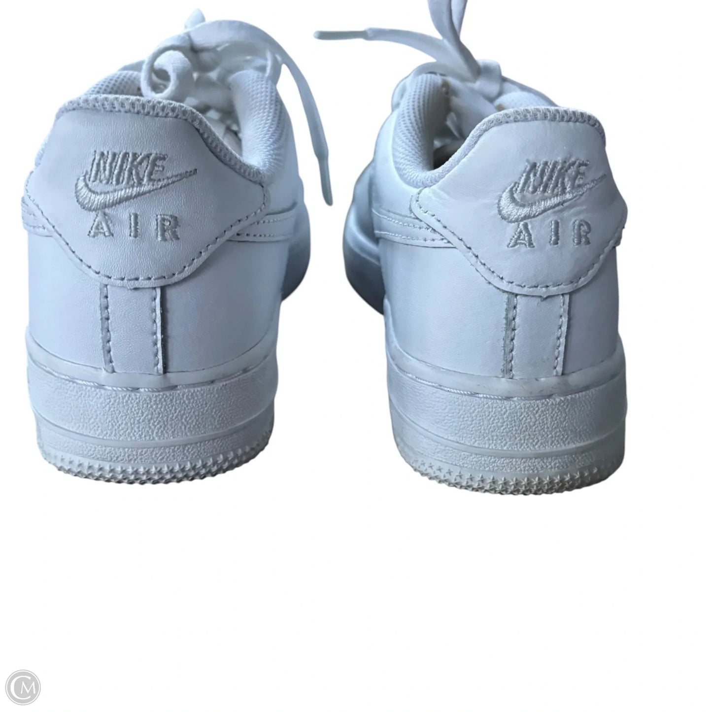 Shoes Sneakers By Nike In White, Size: 6.5