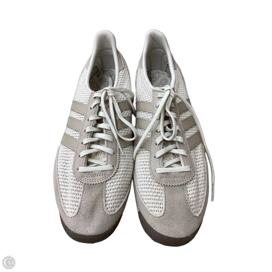Shoes Sneakers By Adidas In Tan, Size: 10