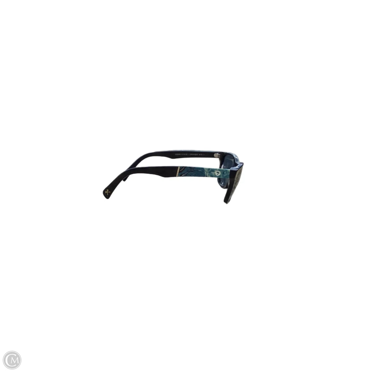 Sunglasses By Clothes Mentor, Size: Medium