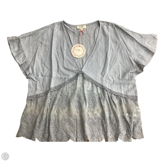 Top Short Sleeve By Umgee In Blue, Size: L