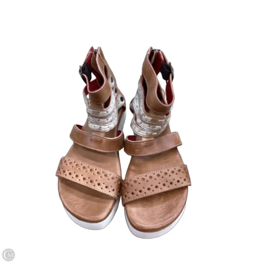 Sandals Heels Platform By Bed Stu In Tan, Size: 7