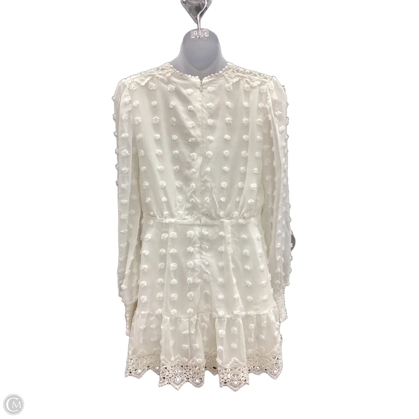 Dress Casual Short By Clothes Mentor In Cream, Size: M