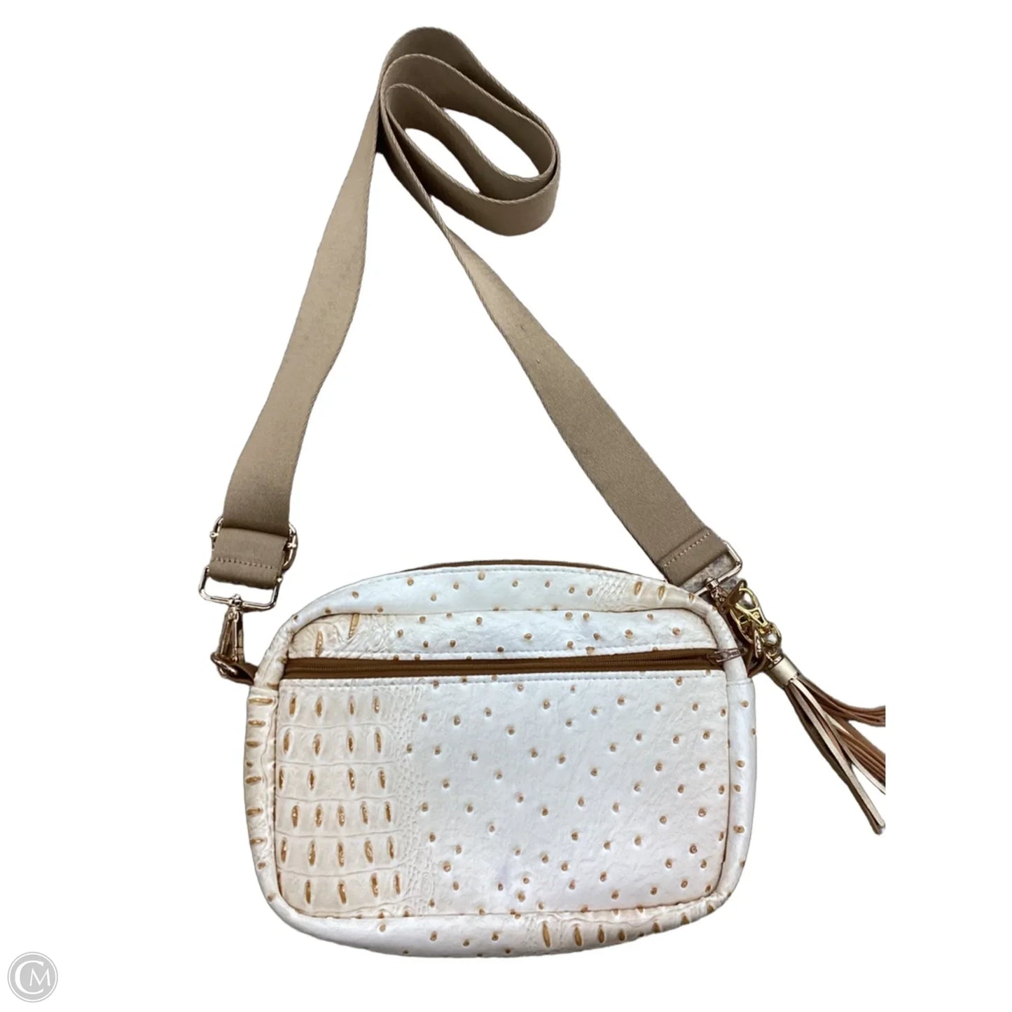 Crossbody By Clothes Mentor, Size: Medium