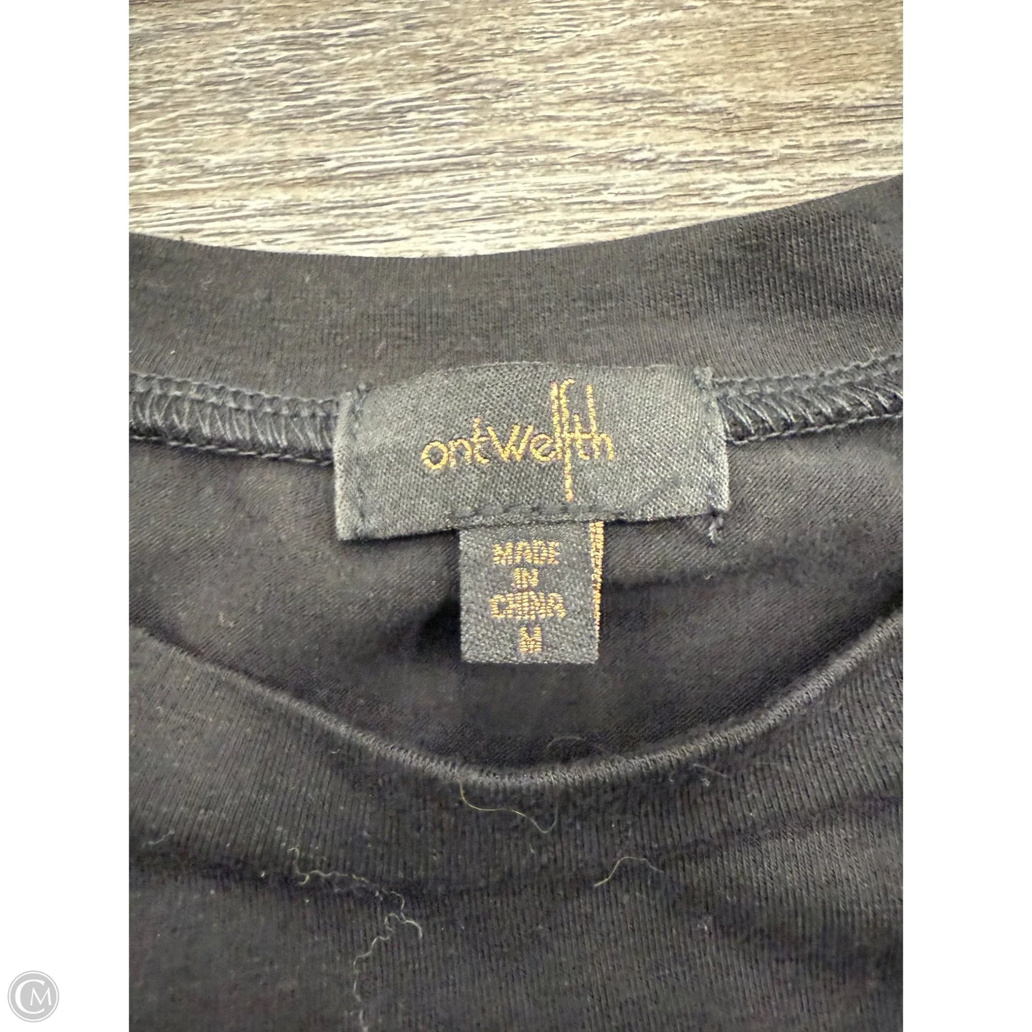 Top Short Sleeve By ontwelfth In Black, Size: M