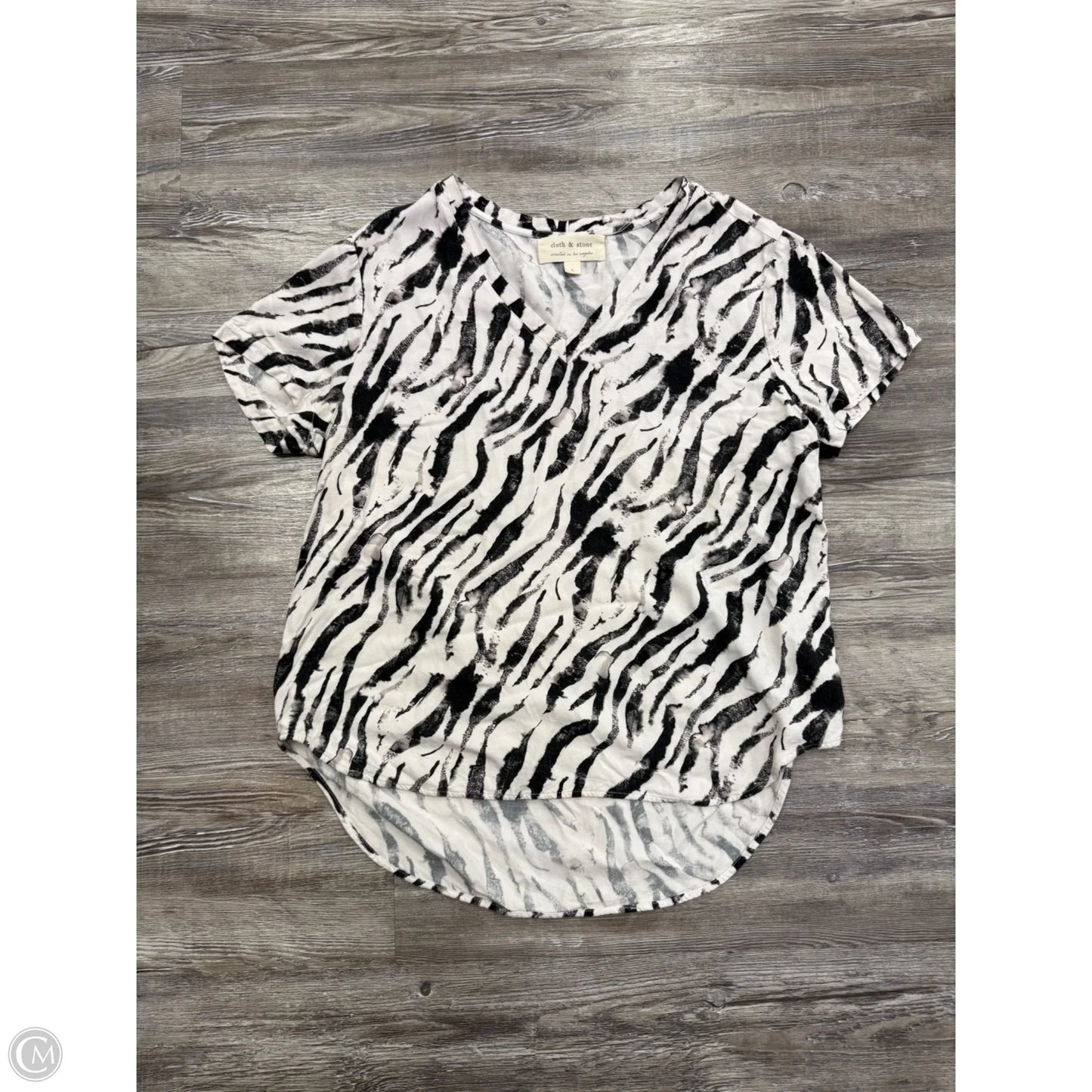 Top Short Sleeve By Cloth & Stone In White, Size: L