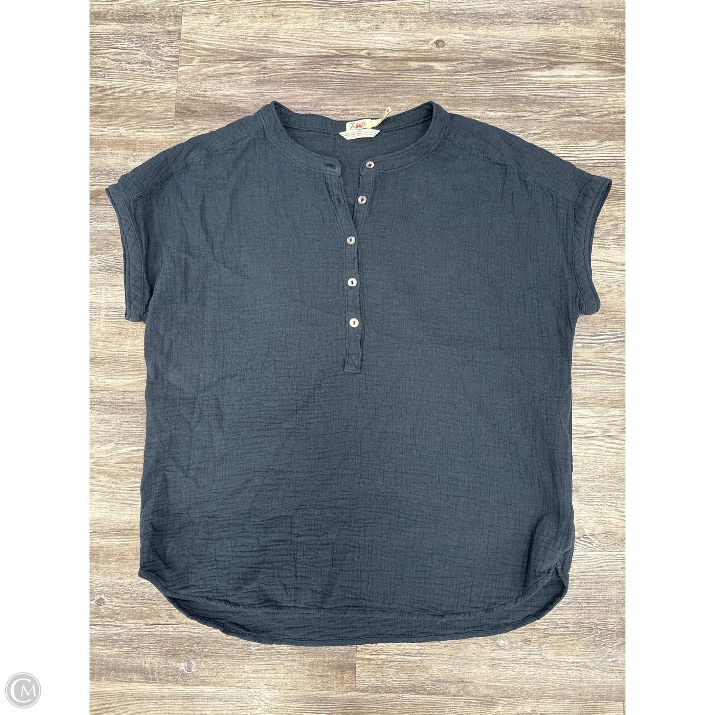 Top Short Sleeve By Faherty In Navy, Size: M