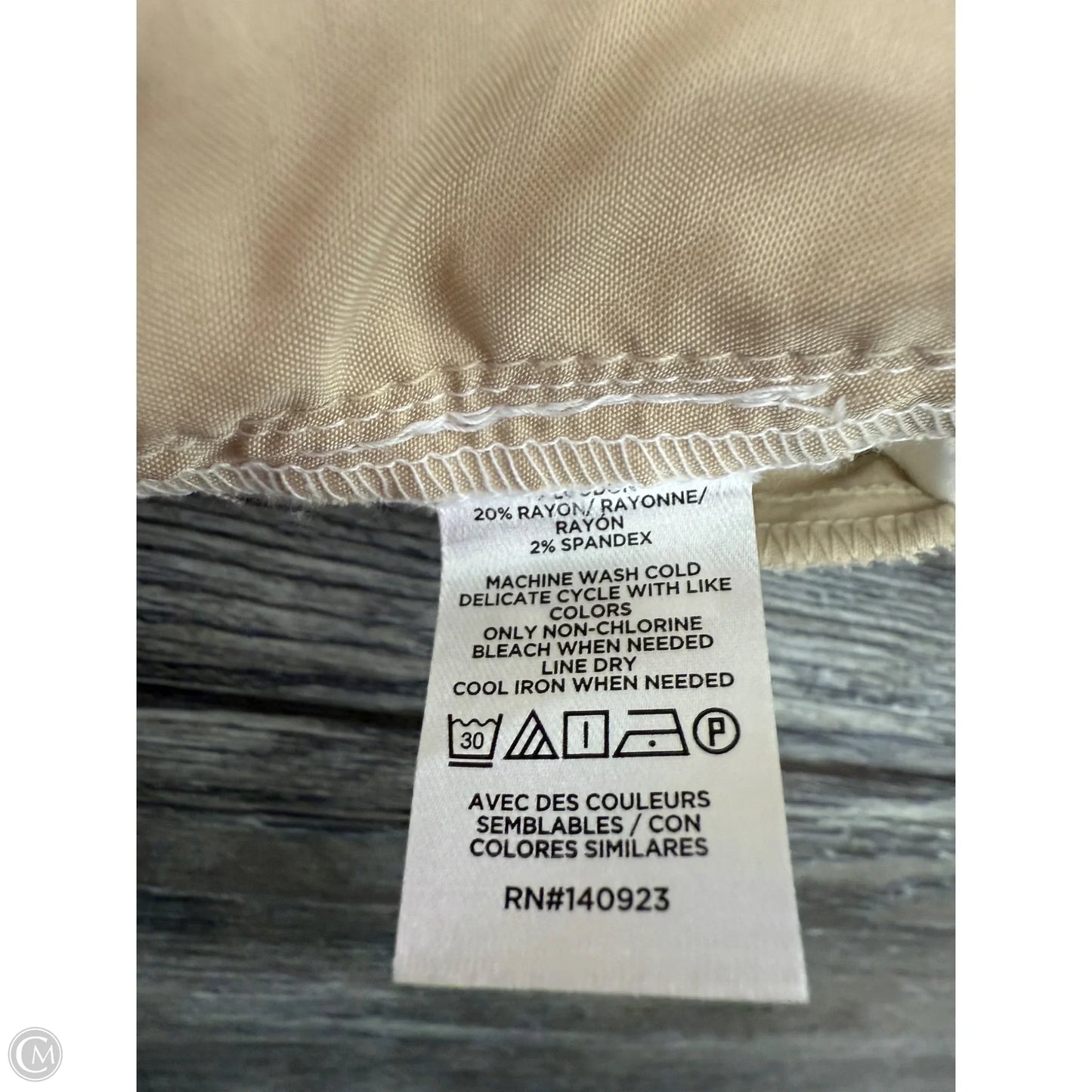 Shorts By Loft In White, Size: 4