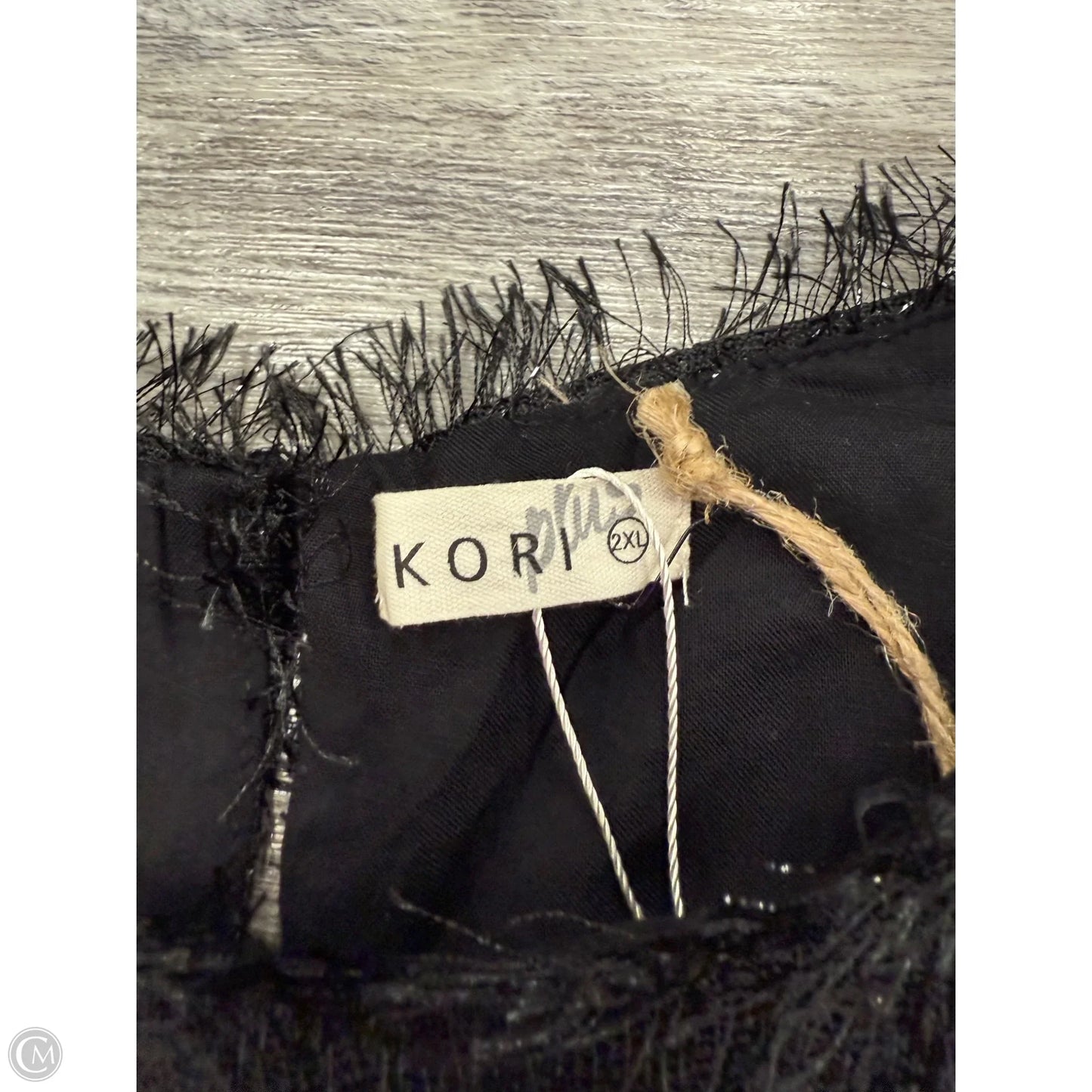 Top Sleeveless By Kori America  In Black, Size: 2x