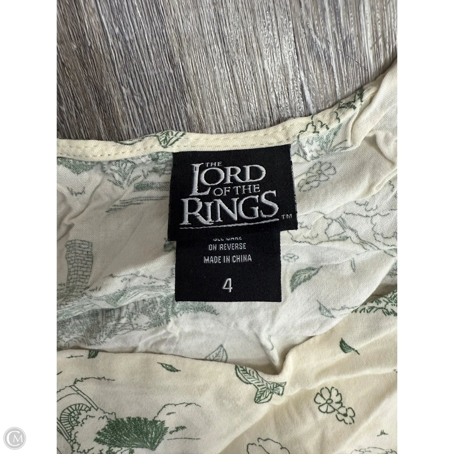 Top Short Sleeve By Torrid In Green & Tan, Size: 4x