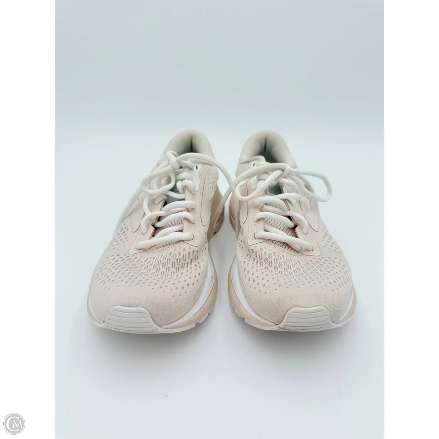 Shoes Athletic By Brooks In Tan, Size: 7.5