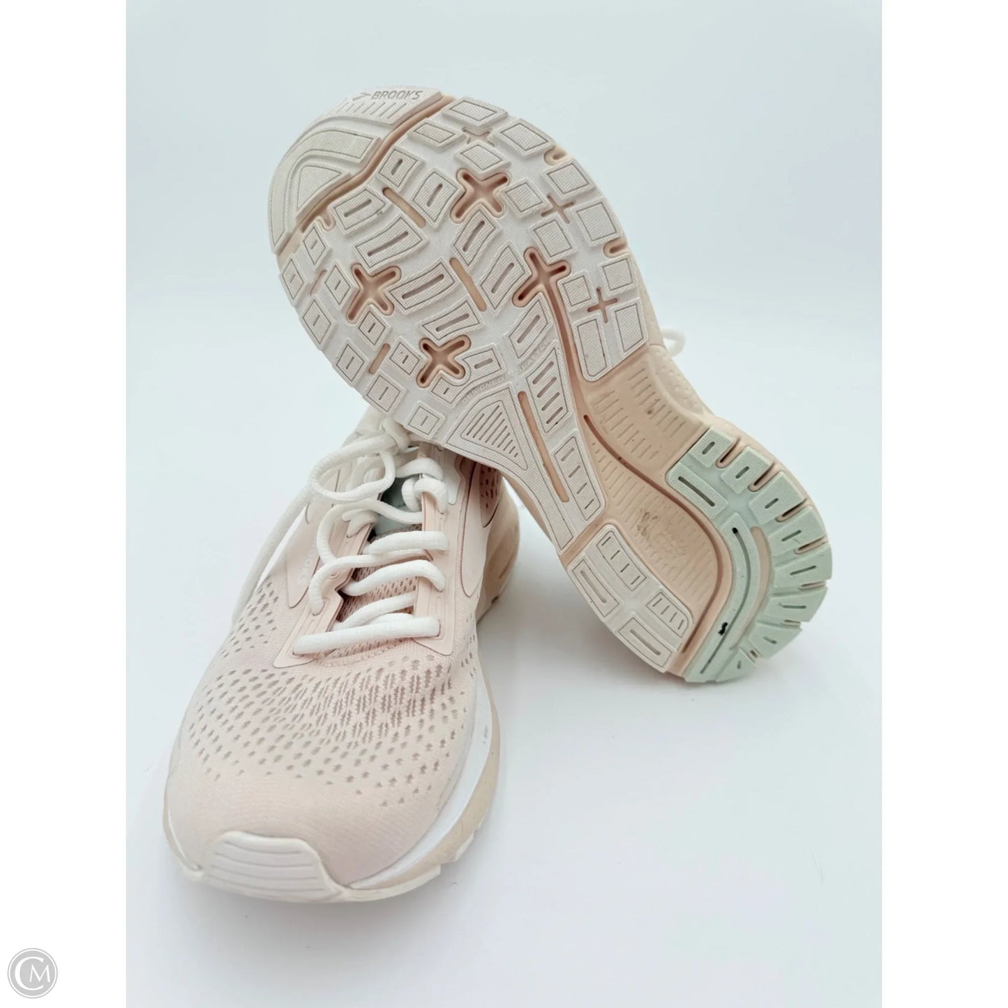 Shoes Athletic By Brooks In Tan, Size: 7.5