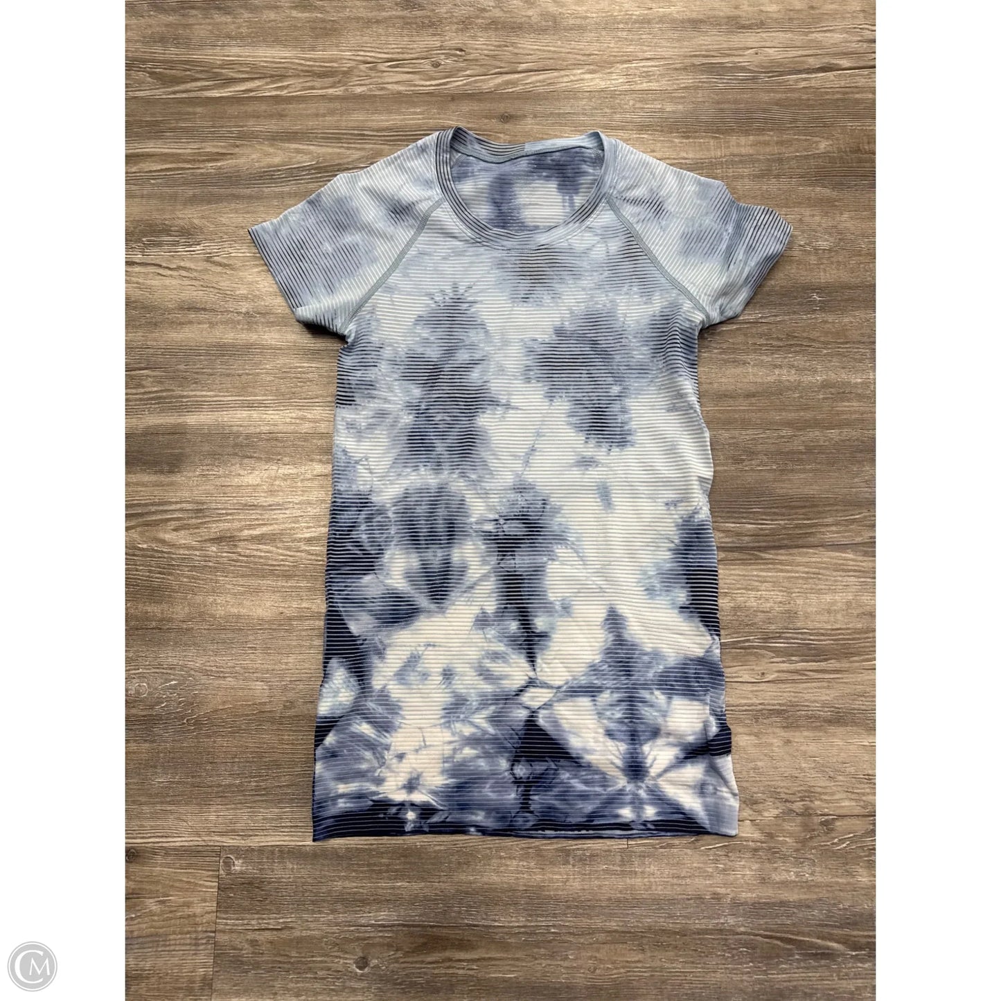 Athletic Top Short Sleeve By Lululemon In Blue, Size: 4