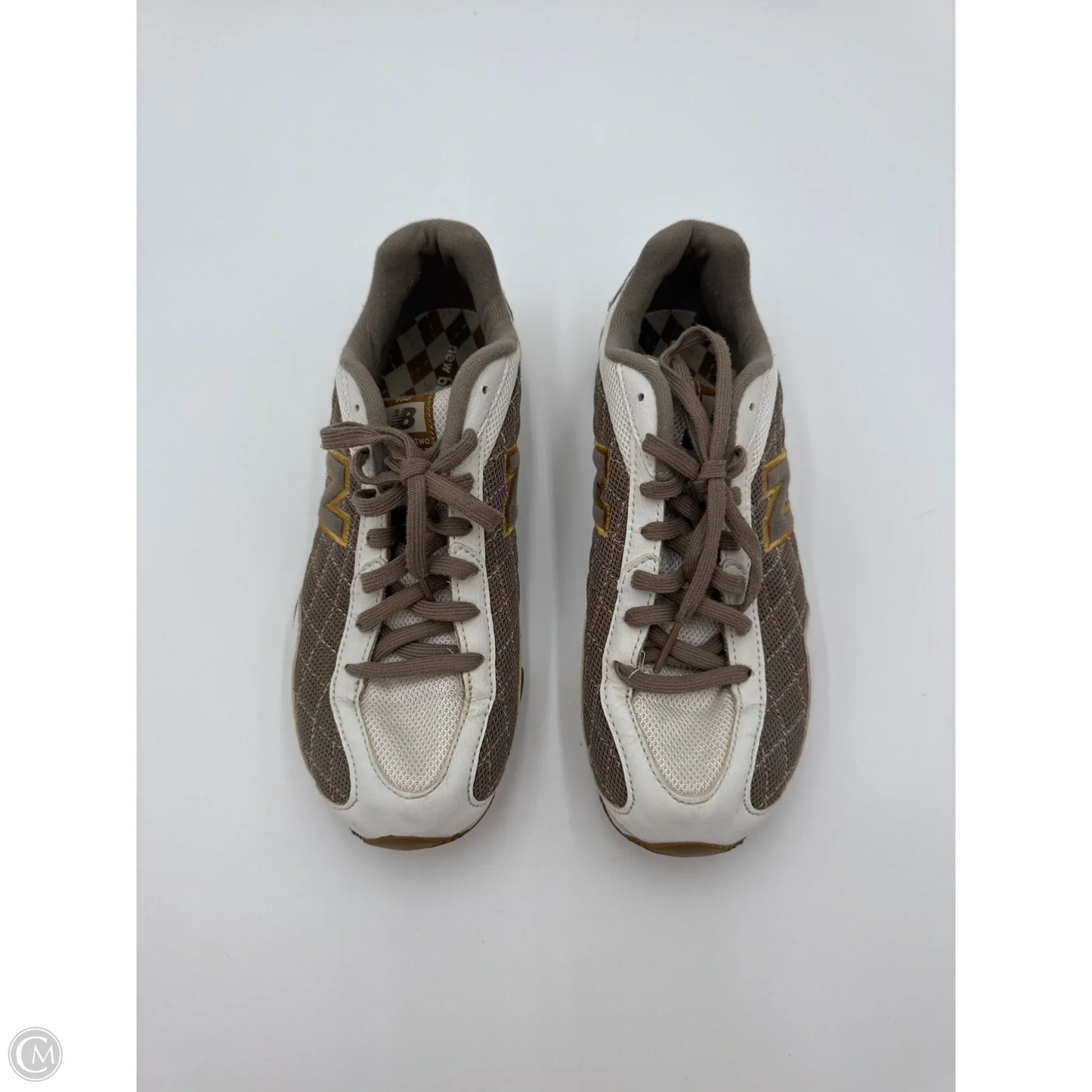 Shoes Sneakers By New Balance In Brown & White, Size: 8