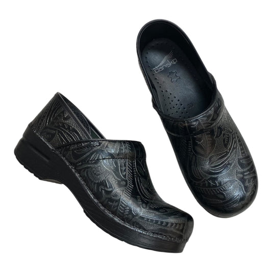 Shoes Heels Block By Dansko In Black, Size:7.5