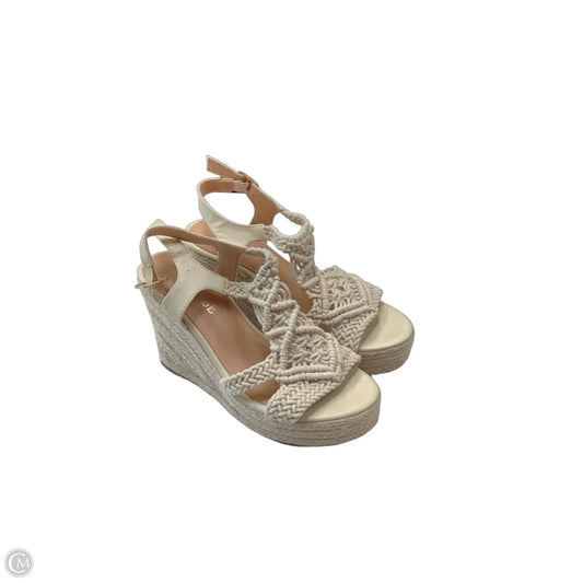 Shoes Heels Wedge By Clothes Mentor In Cream, Size: 7