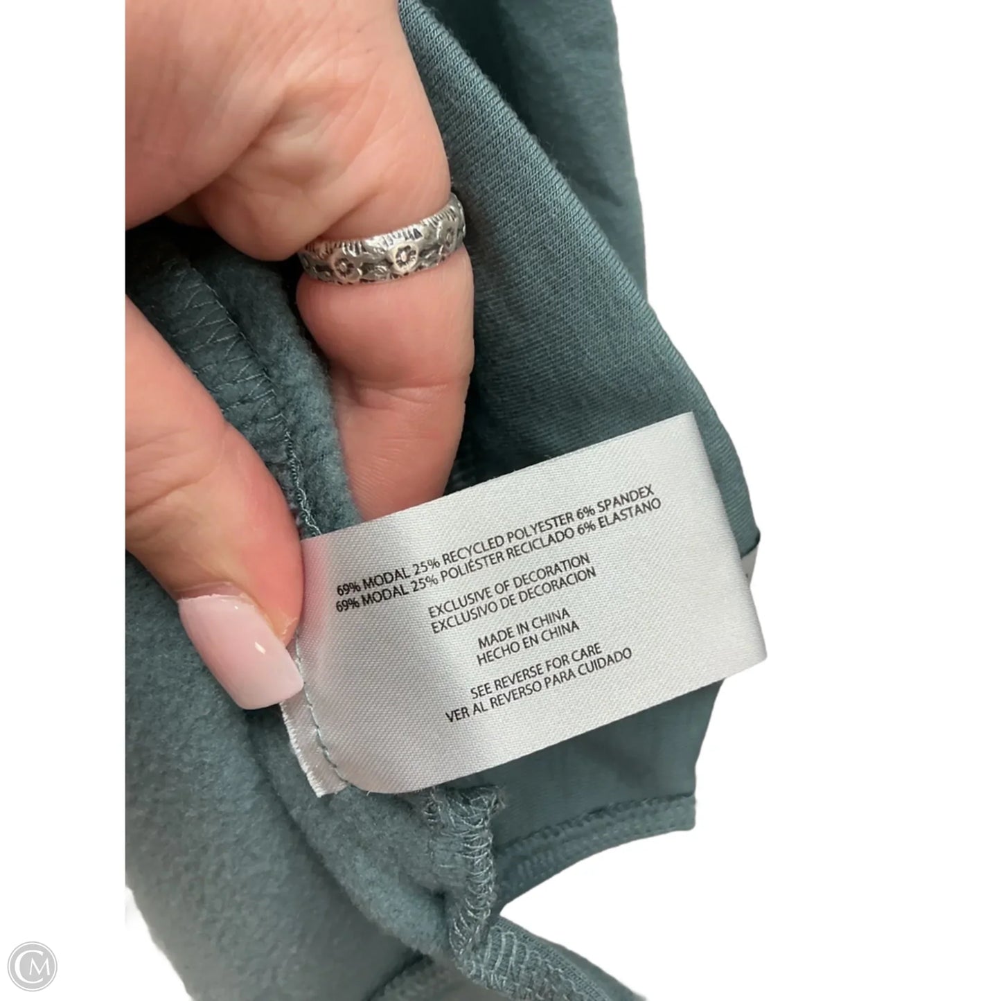 Top Long Sleeve By Orvis In green, Size: 18