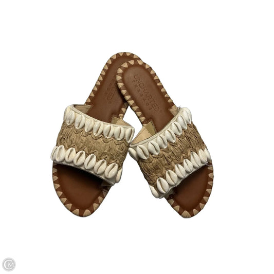 Sandals Flats By Clothes Mentor In Cream & White, Size: 6
