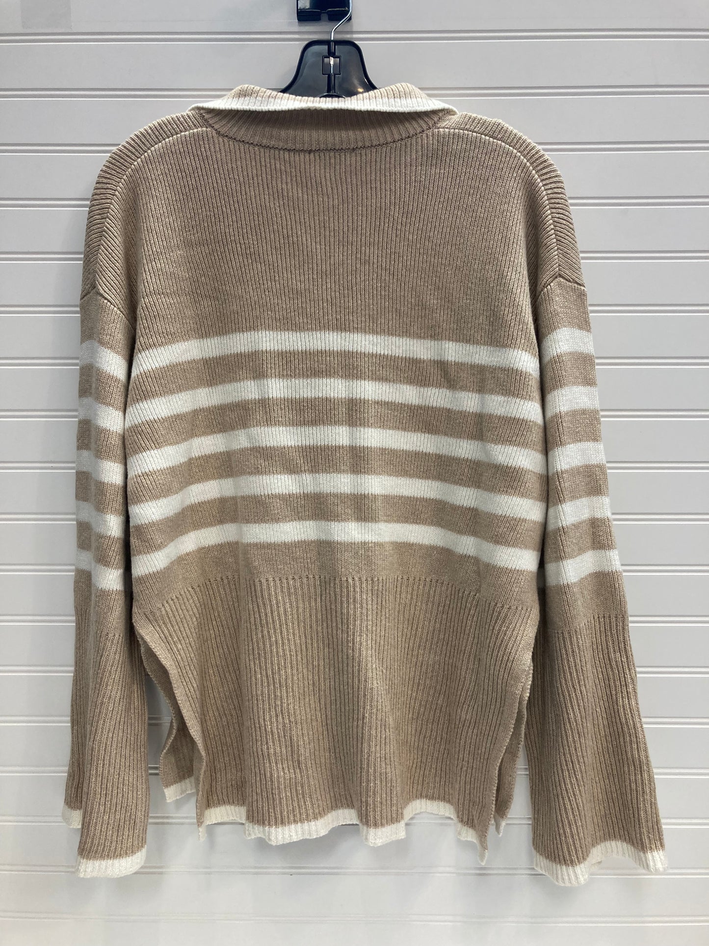 Tan & White Sweater Rails, Size M