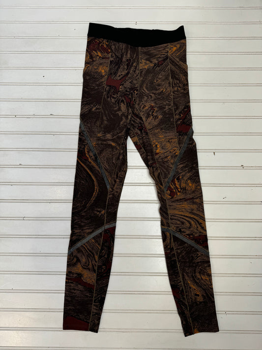 Multi-colored Athletic Leggings Capris Lululemon, Size 4