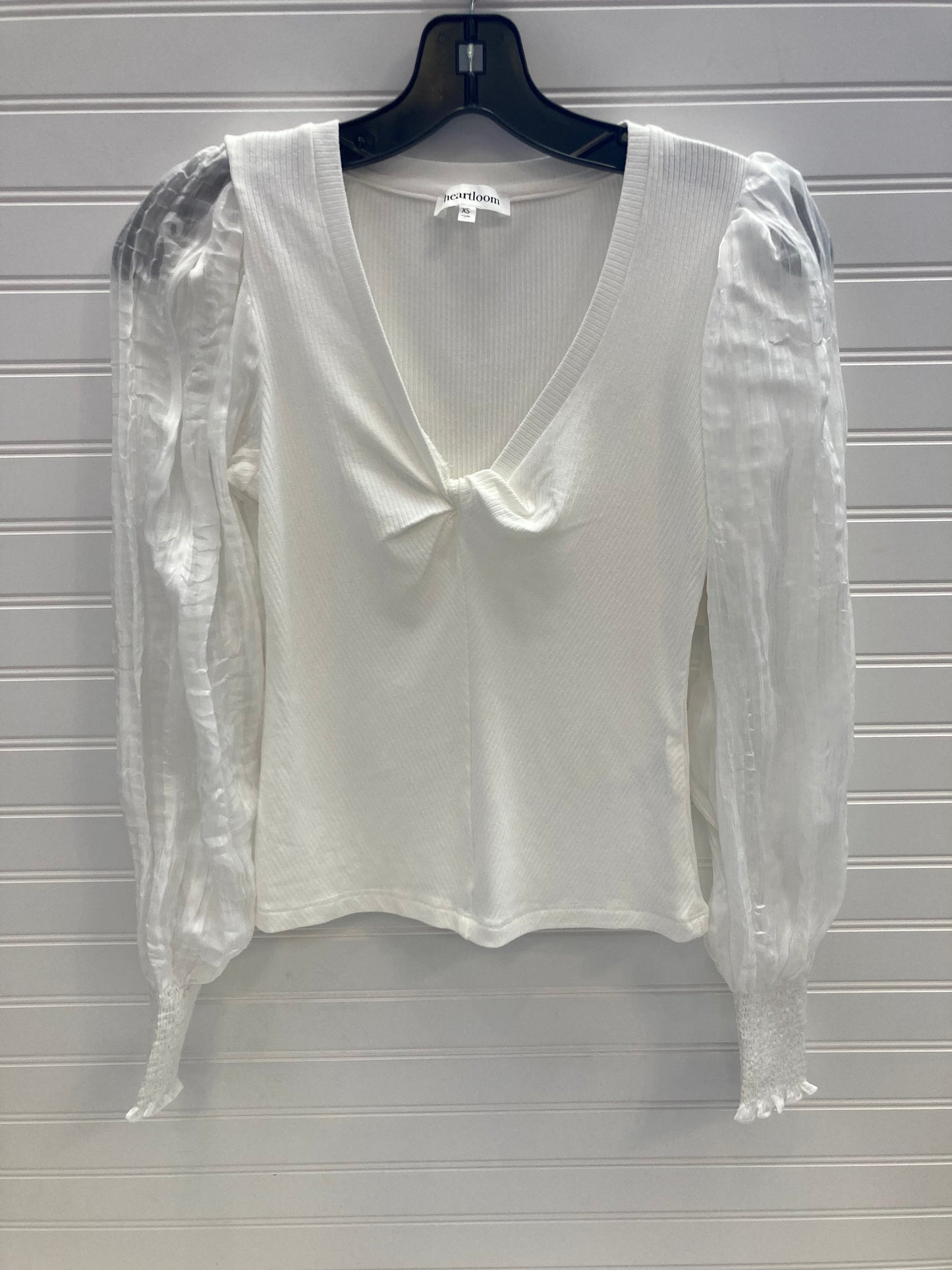 Top Long Sleeve By Heartloom In White, Size: Xs