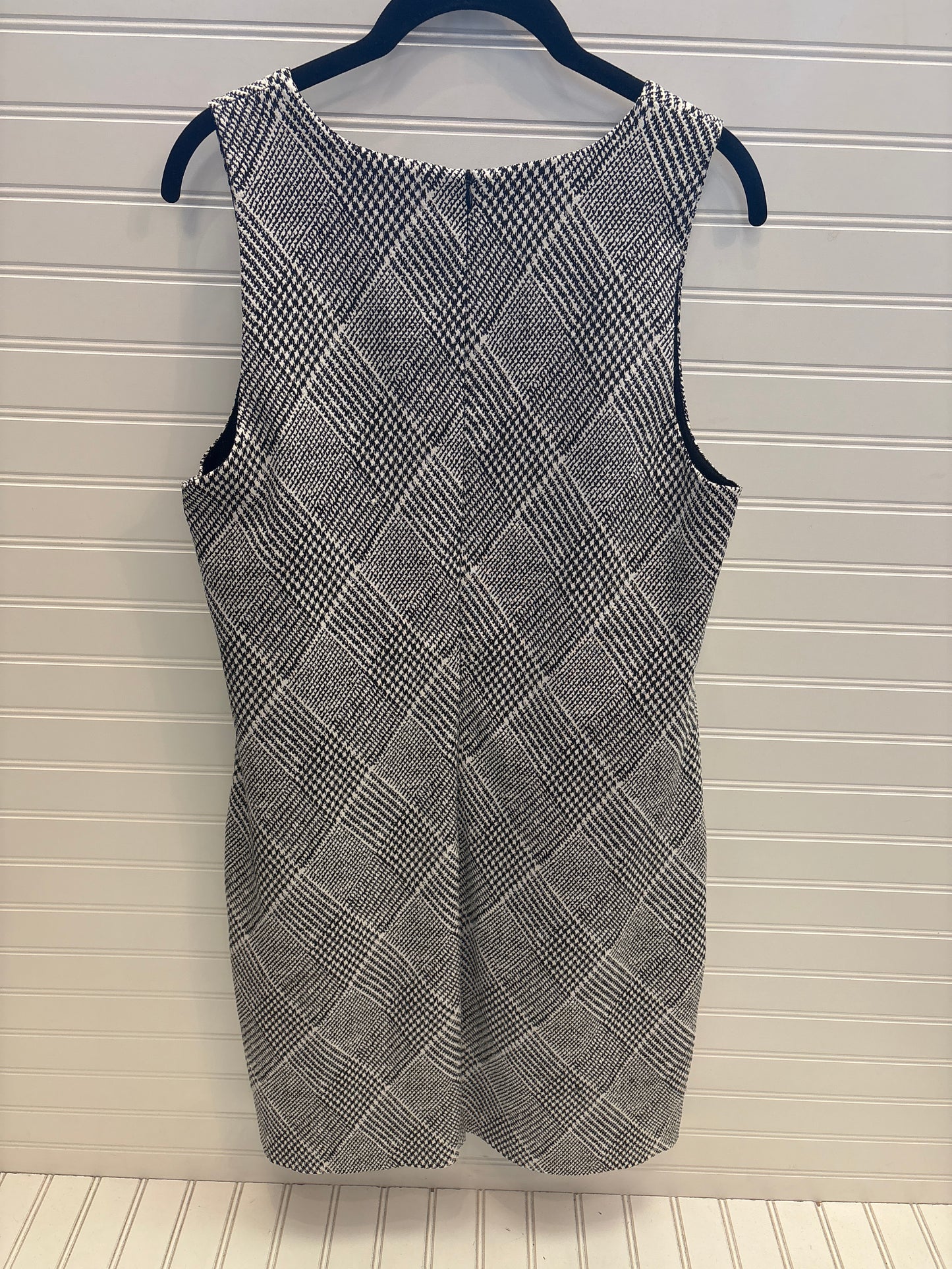 Dress Work By Banana Republic In Black & White, Size: 8